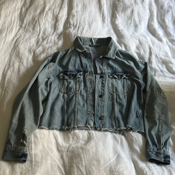 Free People cropped denim jacket - Picture 1 of 3